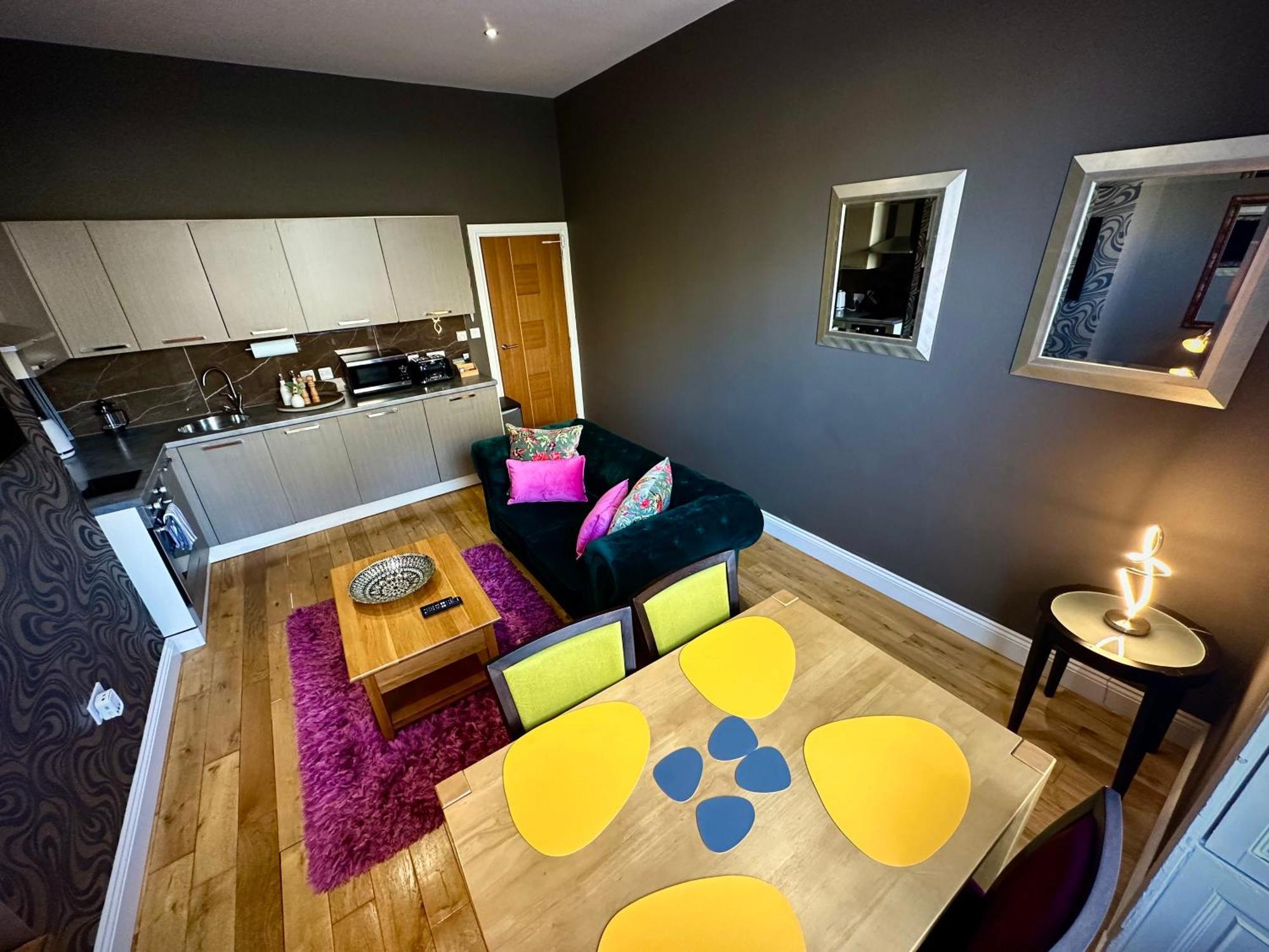 Halvard Apartments At Castletown Bagian luar foto