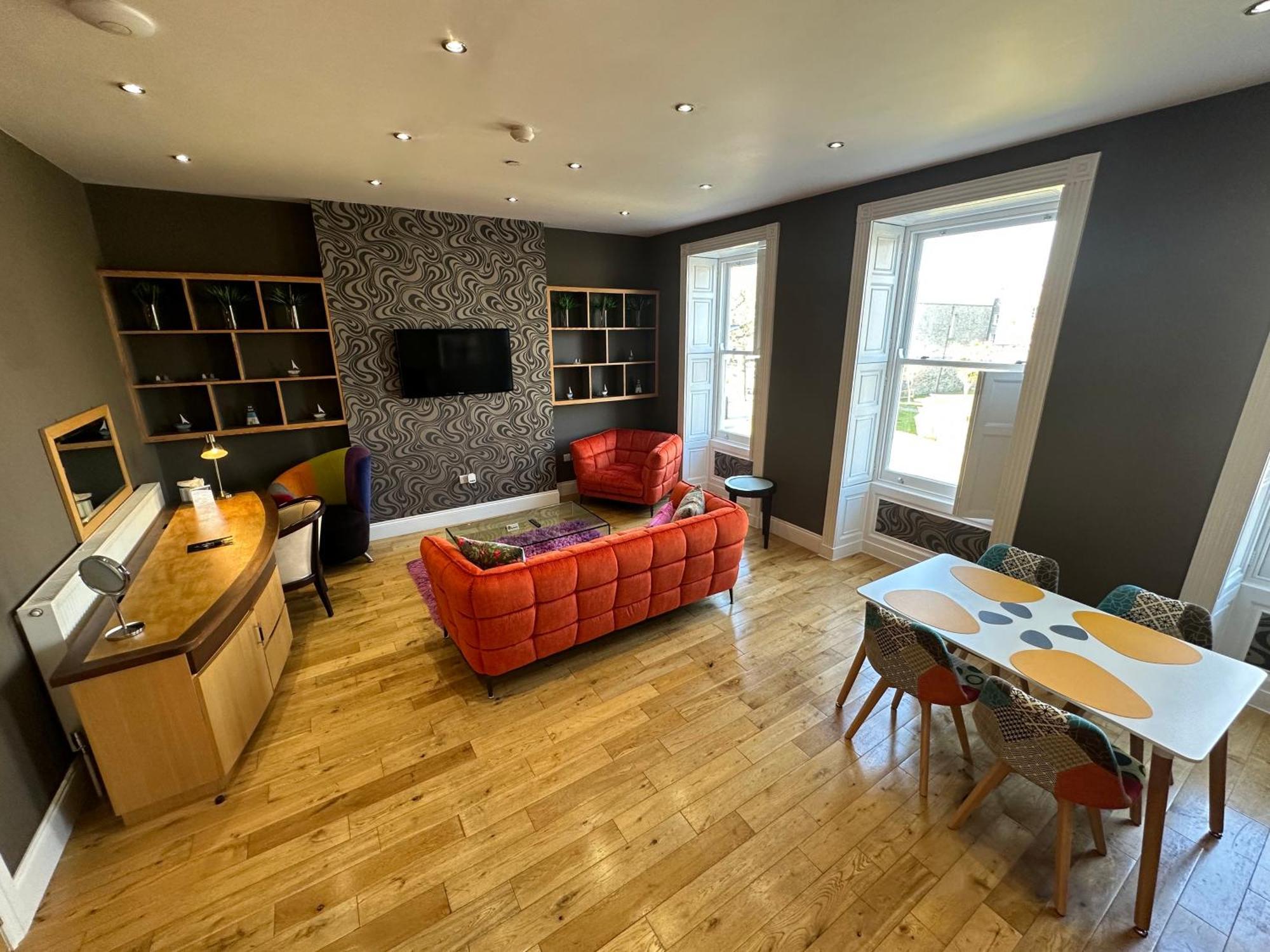Halvard Apartments At Castletown Bagian luar foto