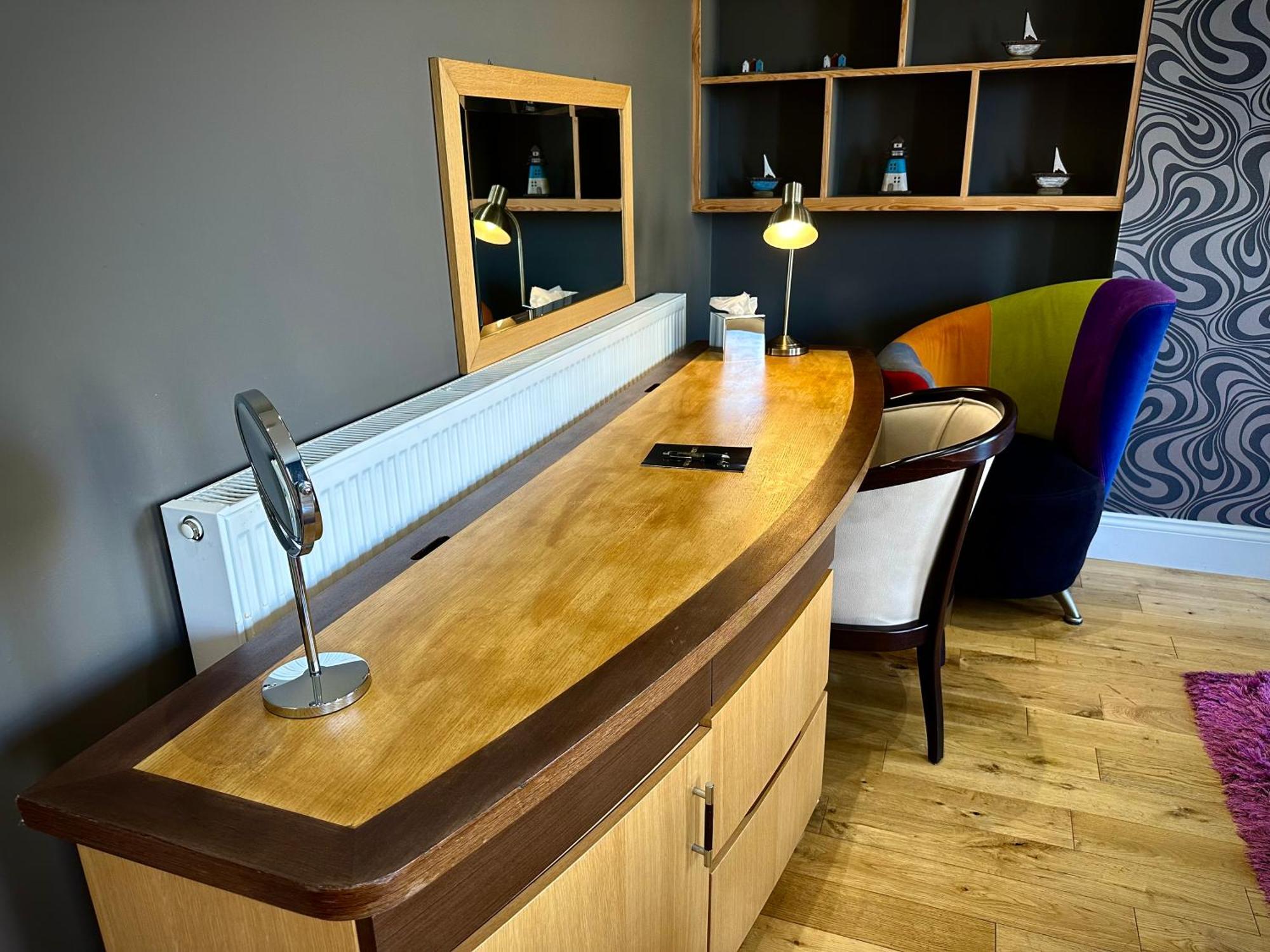 Halvard Apartments At Castletown Bagian luar foto