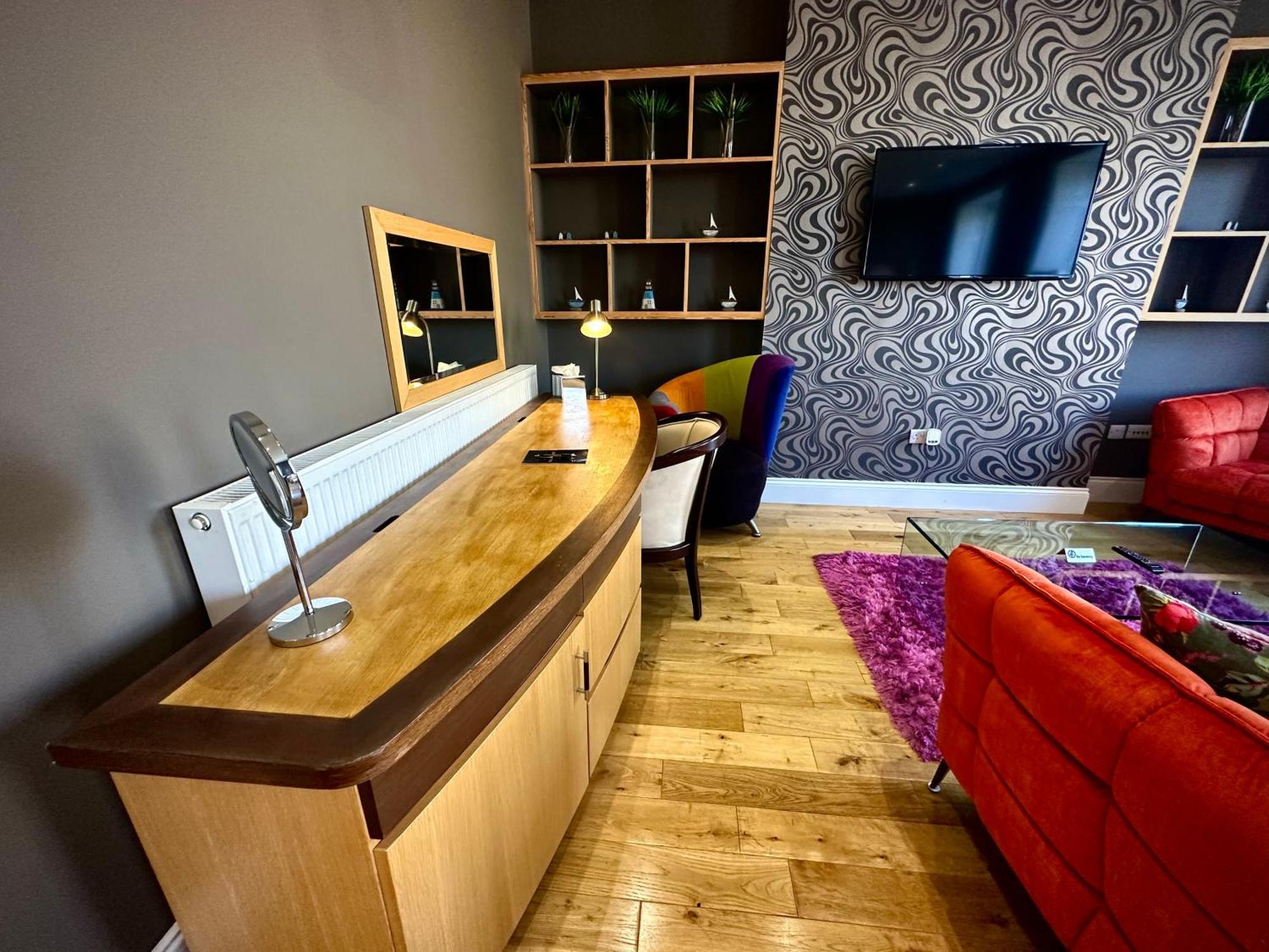 Halvard Apartments At Castletown Bagian luar foto