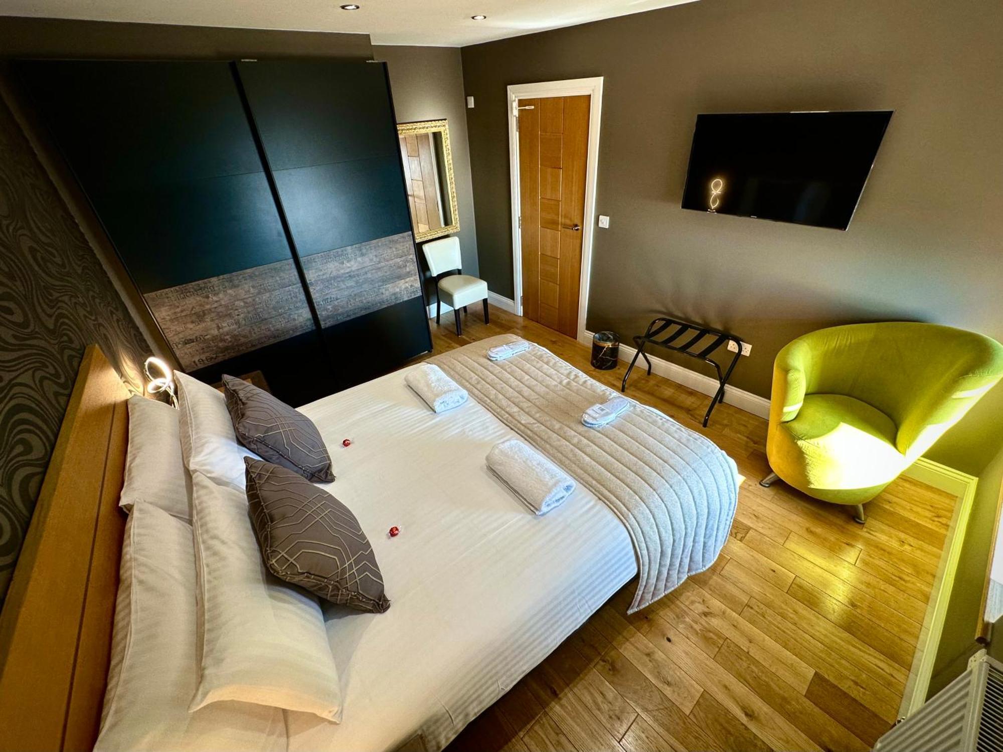 Halvard Apartments At Castletown Bagian luar foto